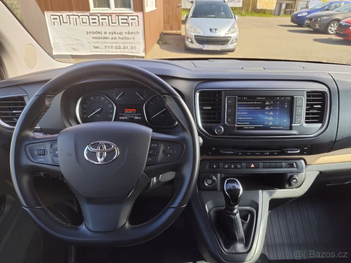2020 Toyota PROACE - 15
