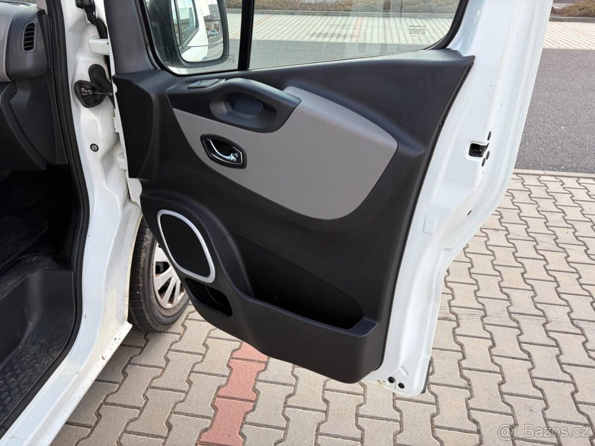 2018 Renault TRAFIC - 15