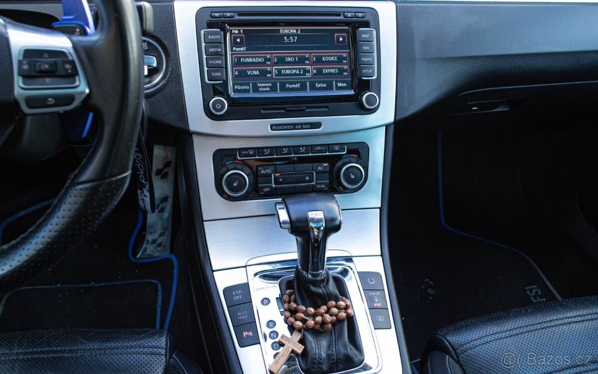 2010 Volkswagen PASSAT CC - 15