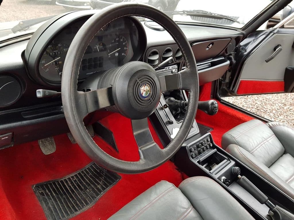 1987 Alfa Romeo SPIDER - 15