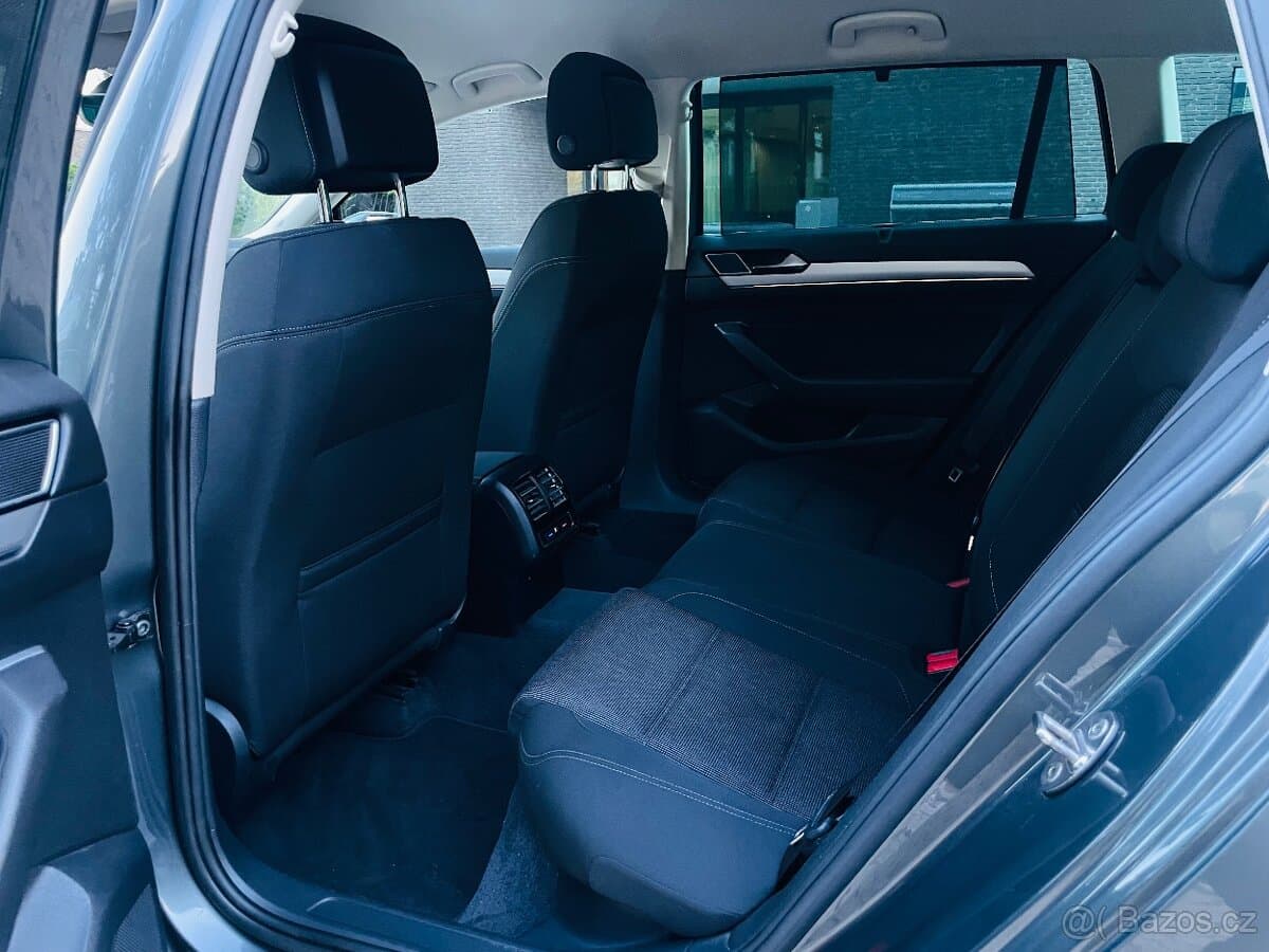 2016 Volkswagen PASSAT - 15
