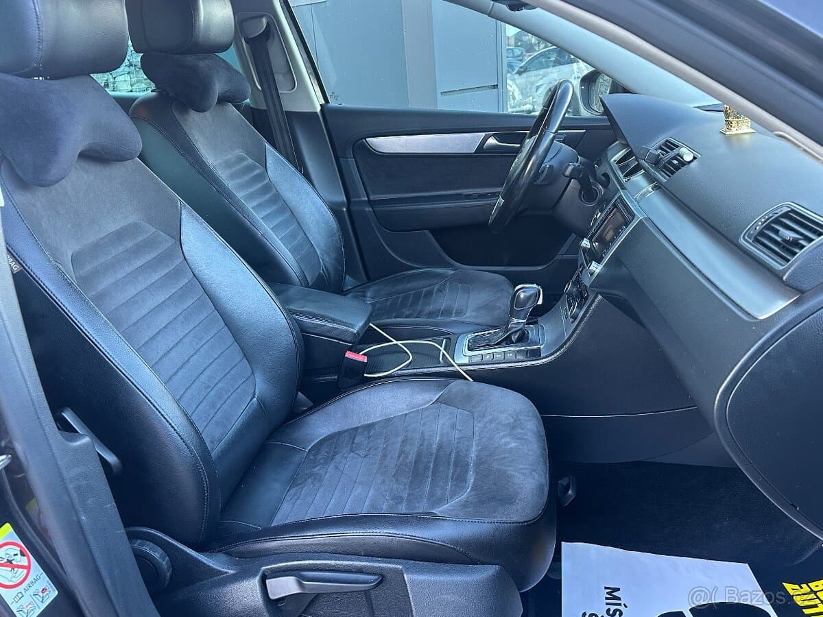 2011 Volkswagen PASSAT - 15