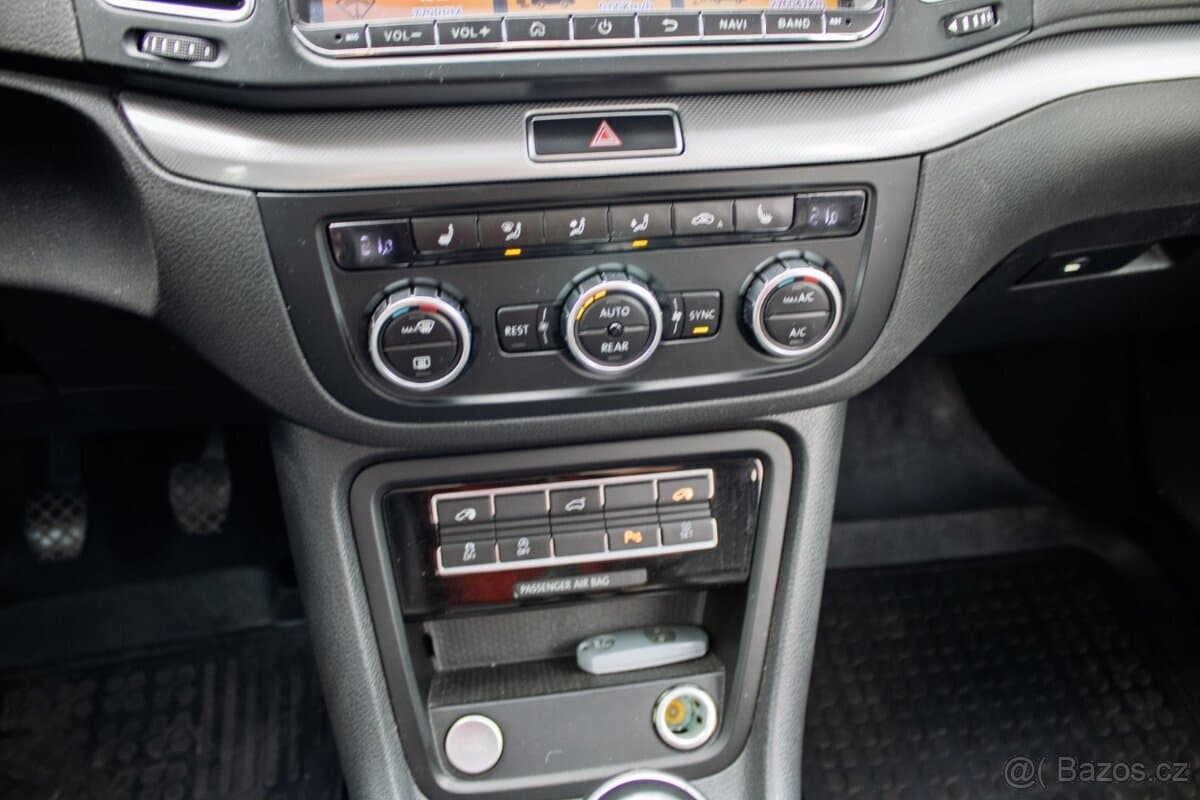 2013 Volkswagen SHARAN - 15