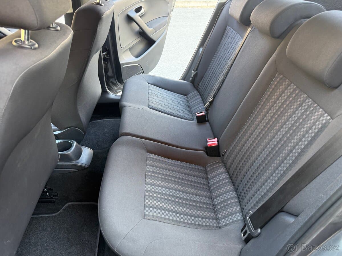 2014 Volkswagen POLO - 15