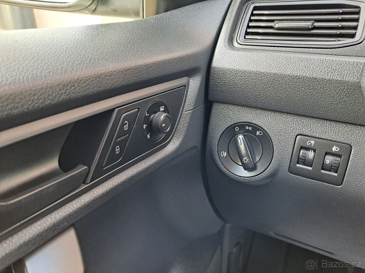 2019 Volkswagen CADDY - 15