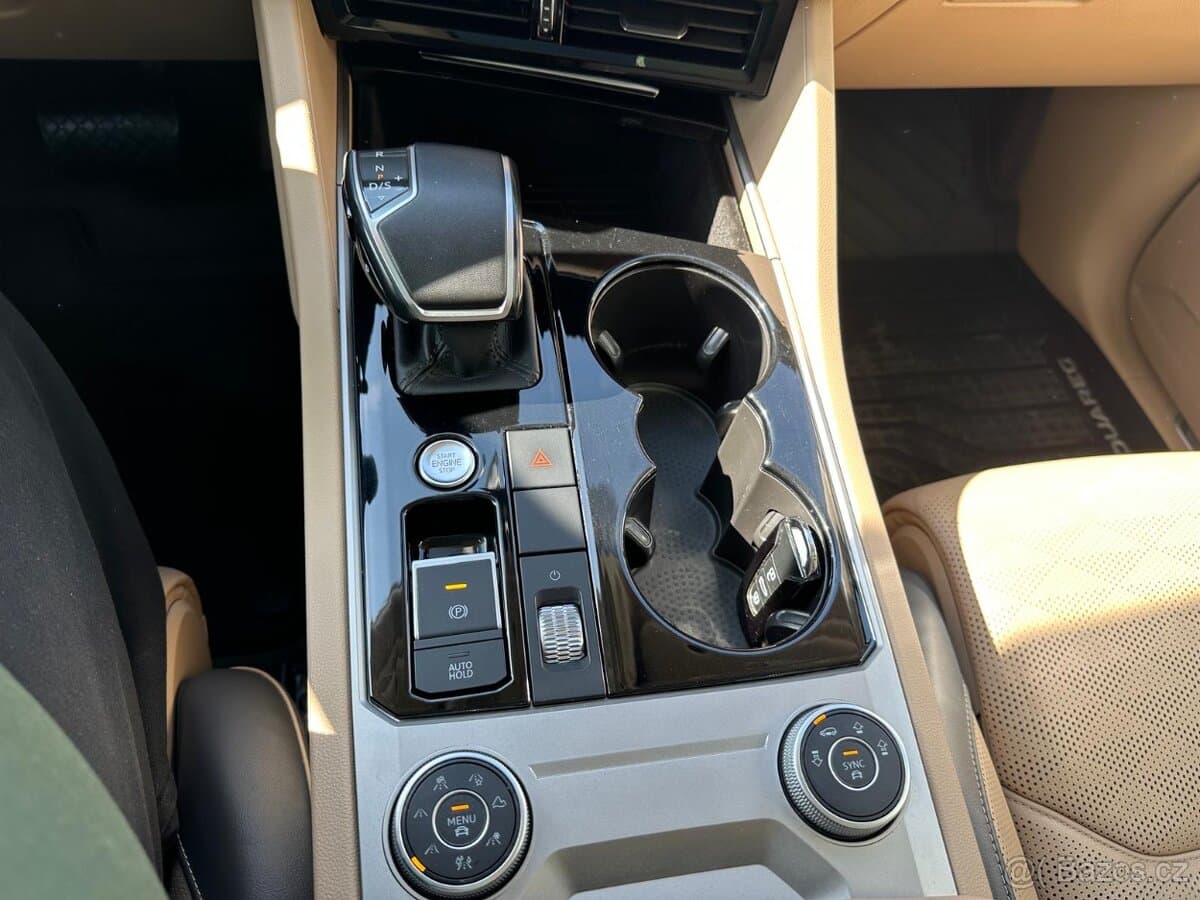 2021 Volkswagen TOUAREG - 15