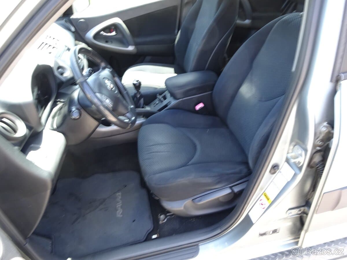 2006 Toyota RAV4 - 15