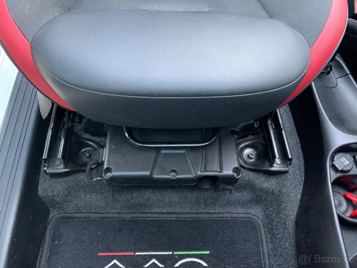 2015 Fiat 500 - 15