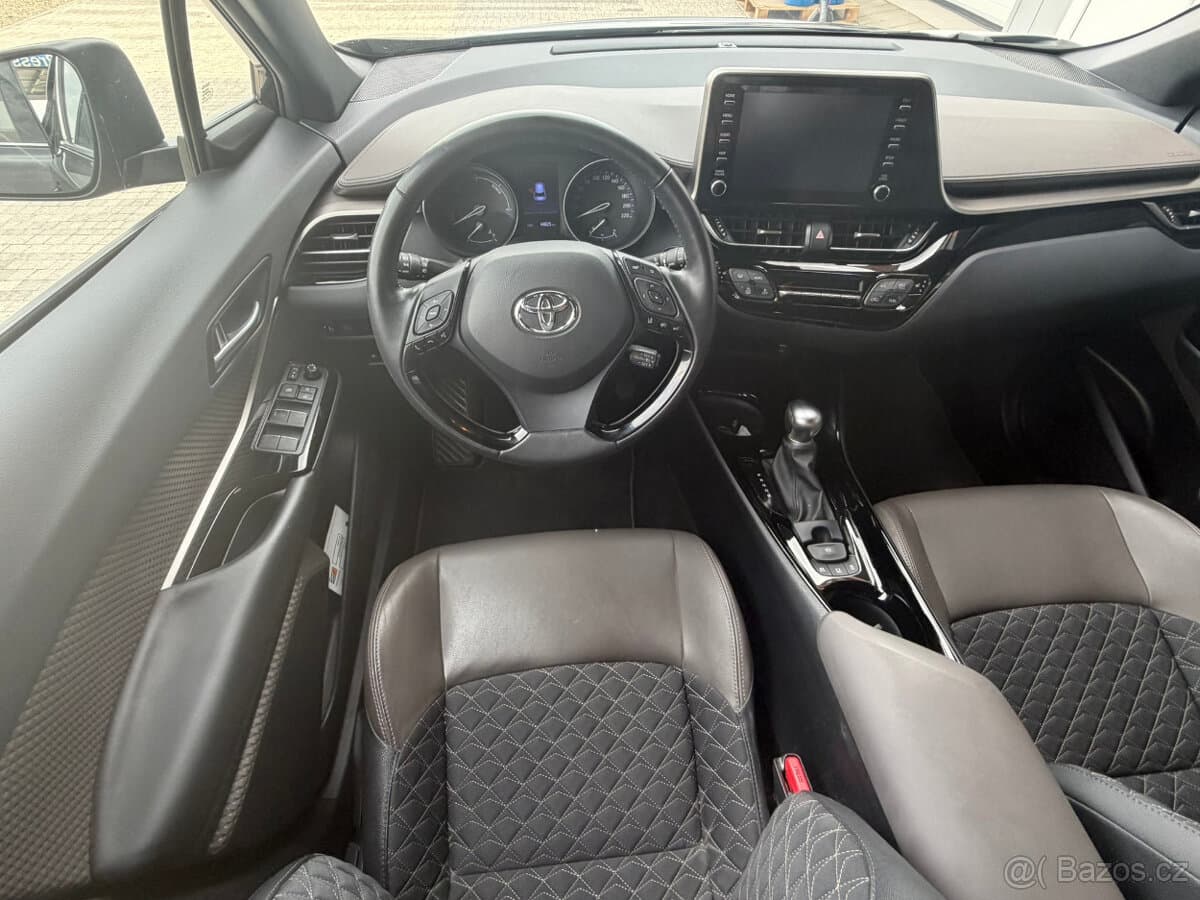 2020 Toyota C-HR - 15