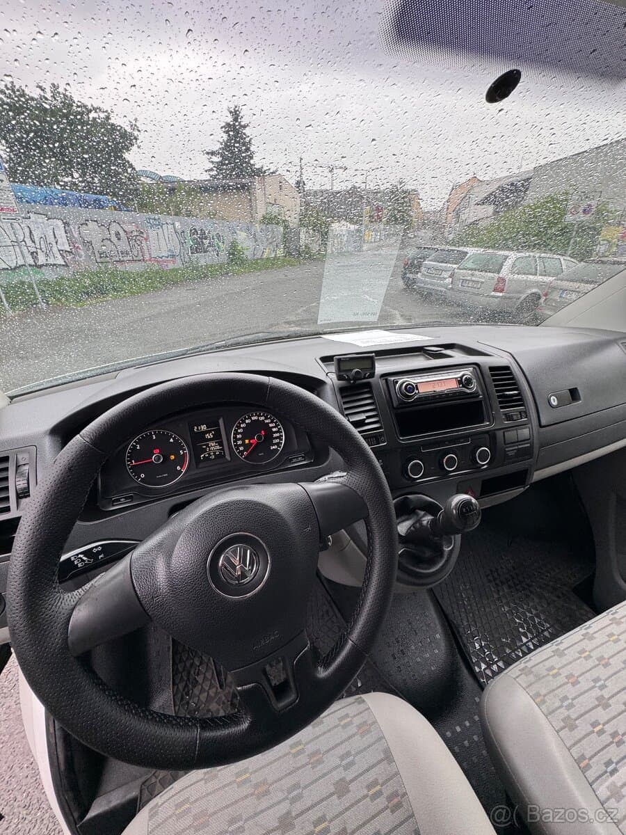 2011 Volkswagen TRANSPORTER - 15