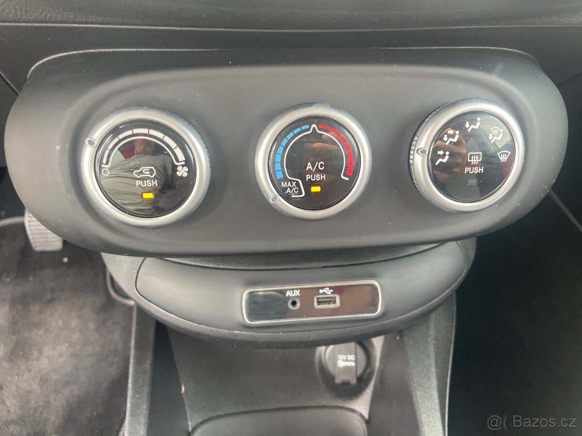 2015 Fiat 500X - 15