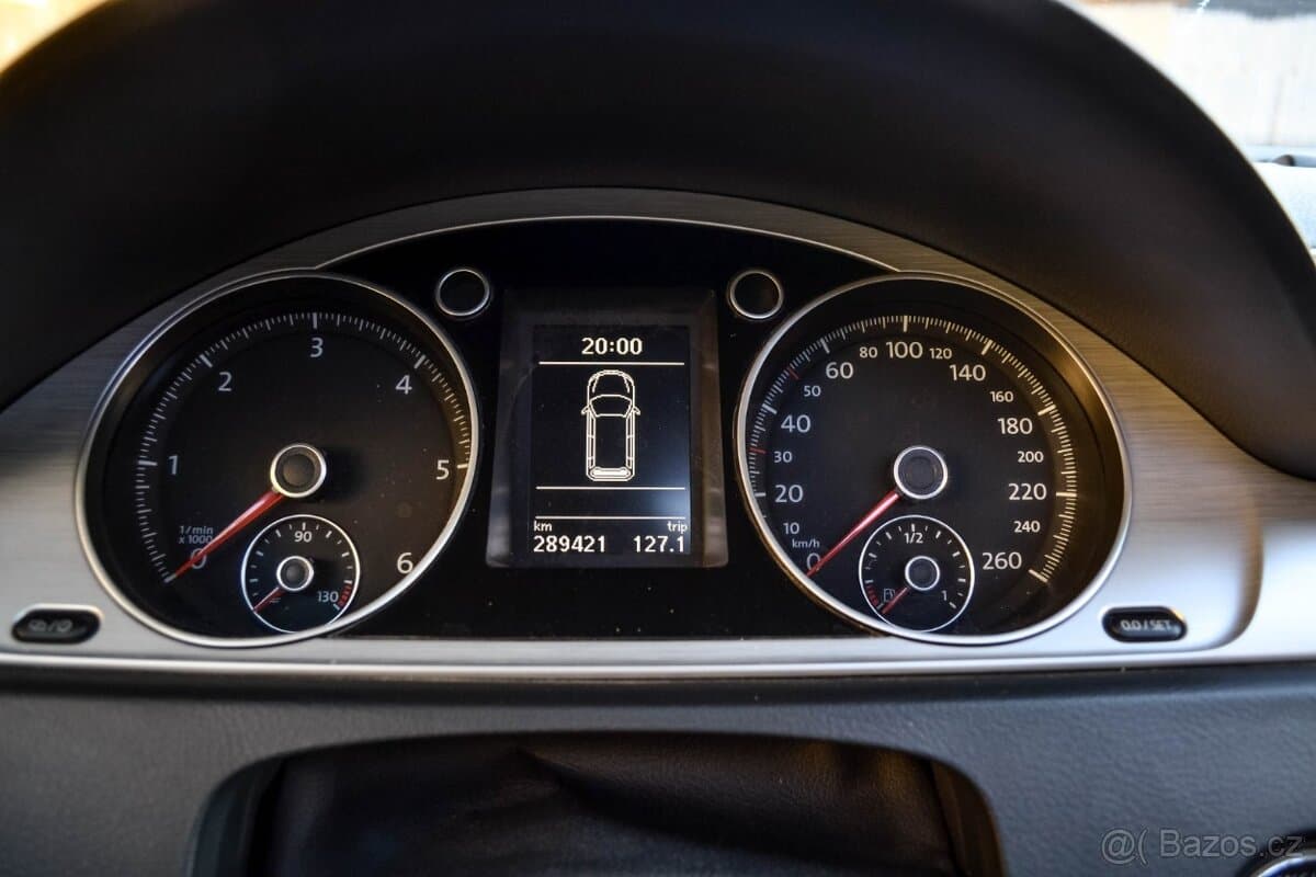 2012 Volkswagen PASSAT - 15