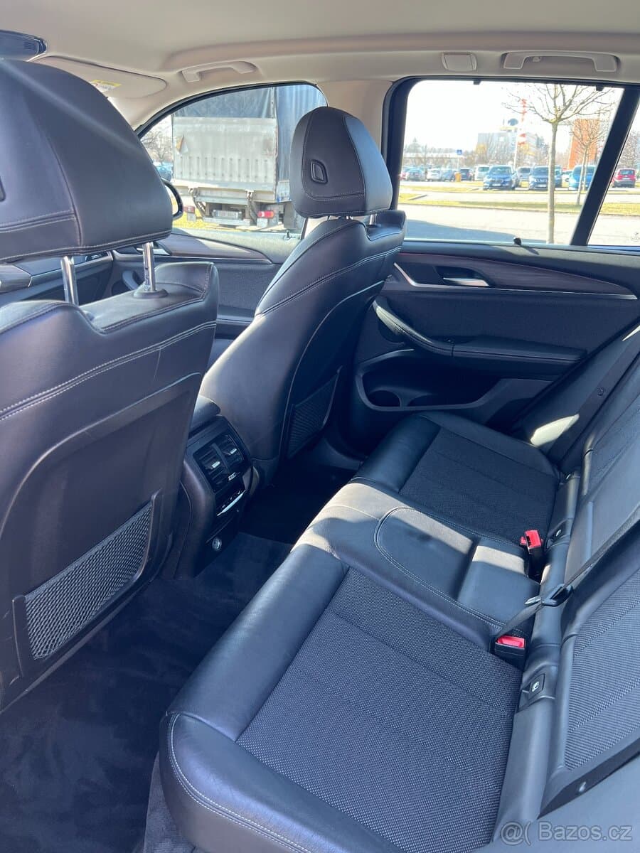 2018 BMW X3 - 15