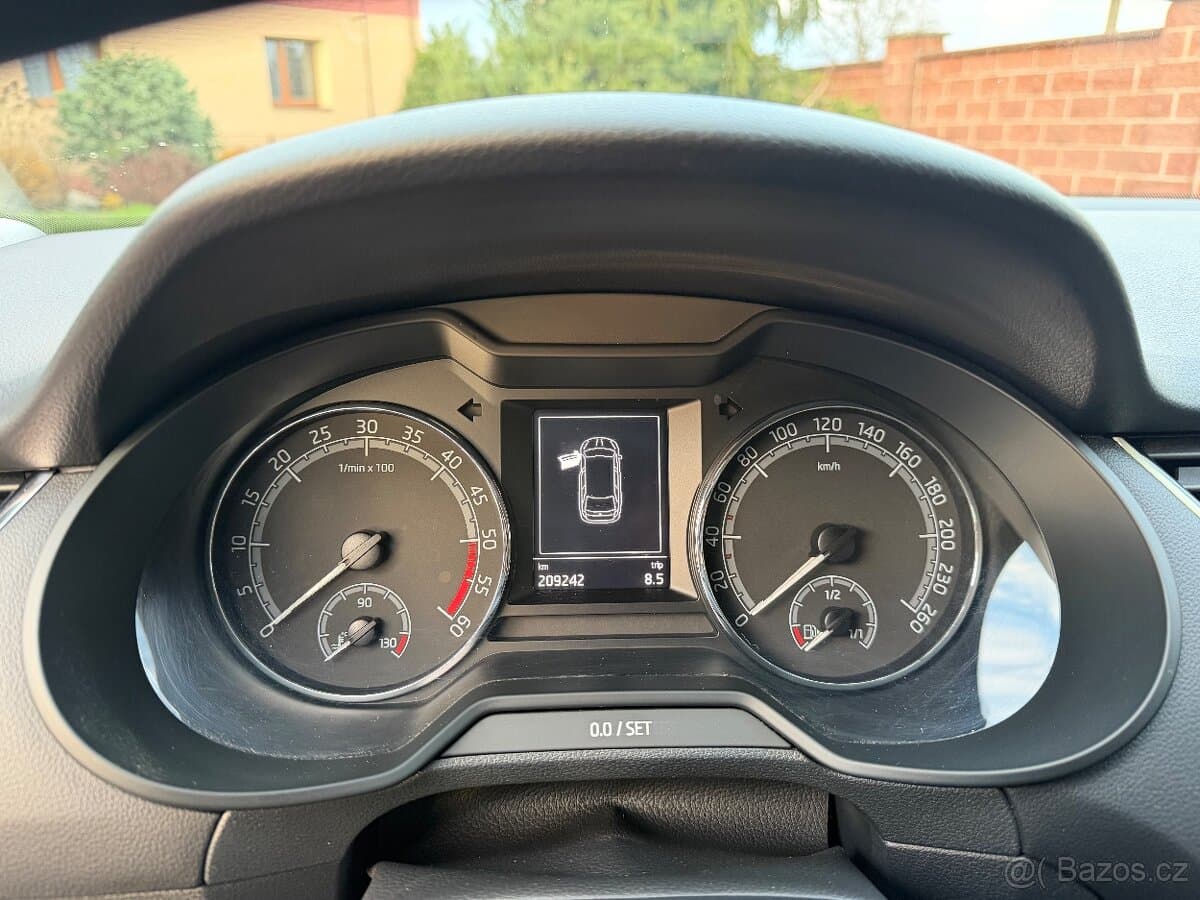 2018 Škoda OCTAVIA - 15
