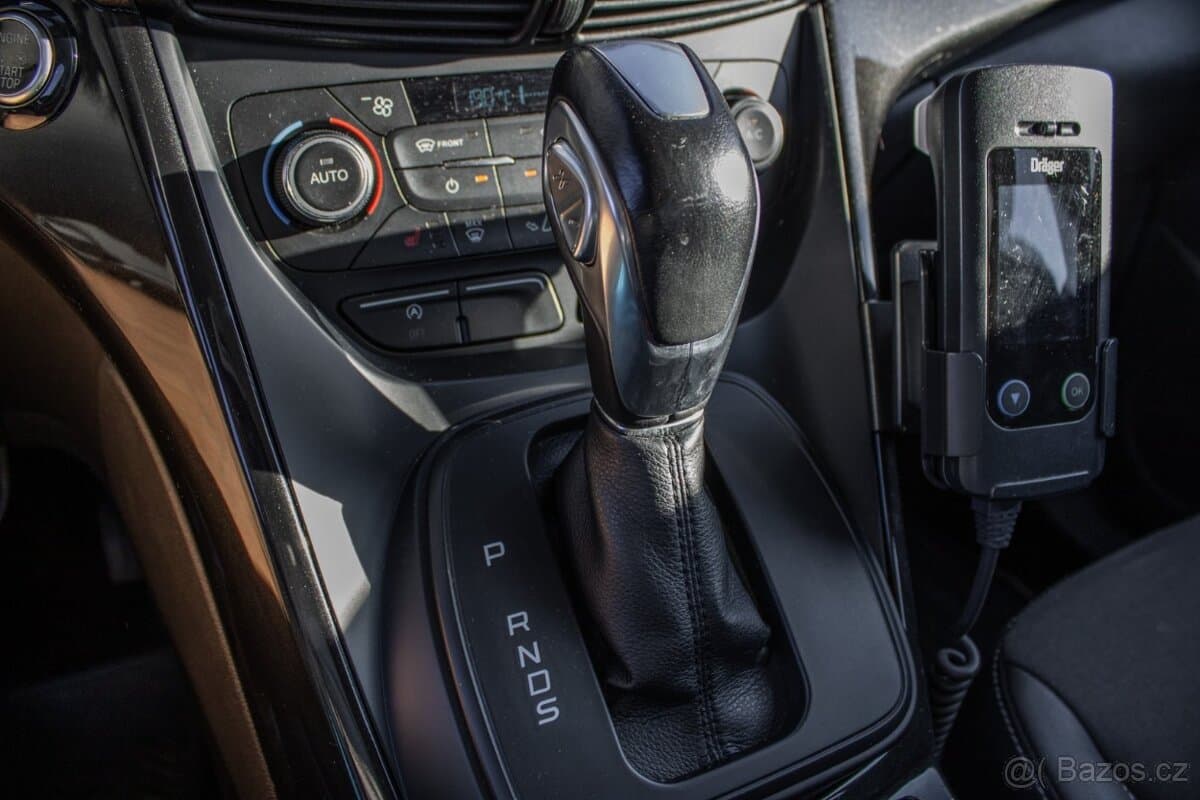 2019 Ford KUGA - 15