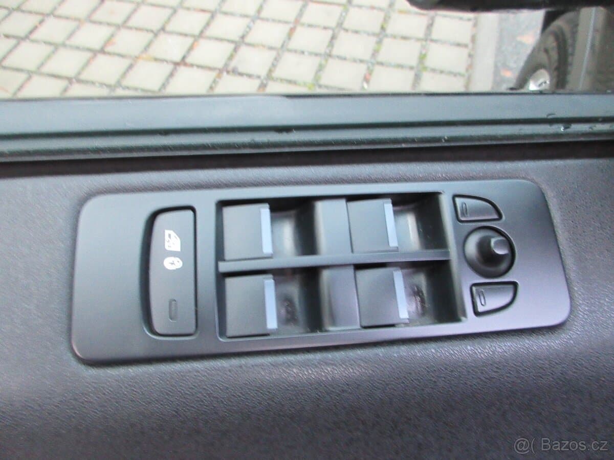 2017 Land Rover OSTATNÍ - 15