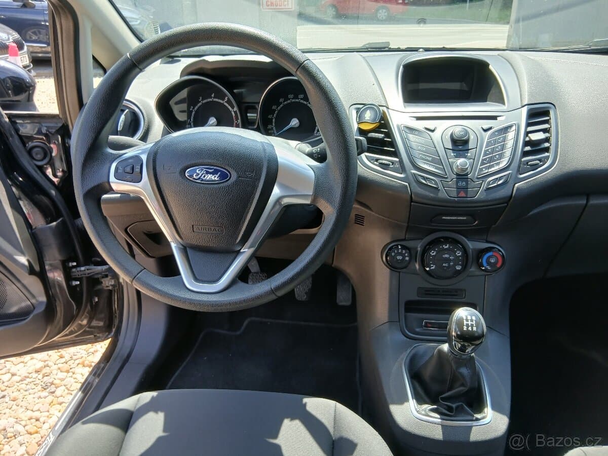 2013 Ford FIESTA - 15