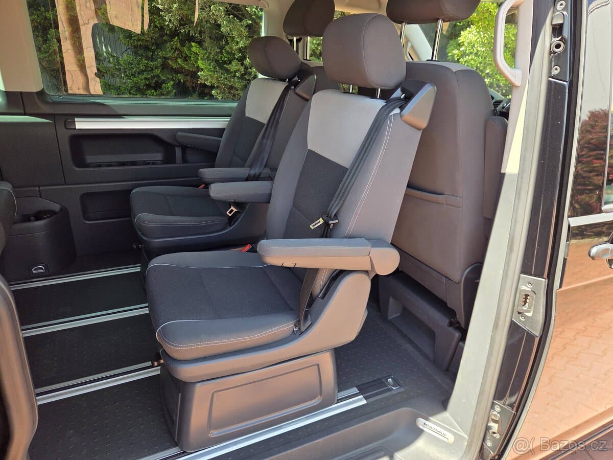 2012 Volkswagen MULTIVAN - 15