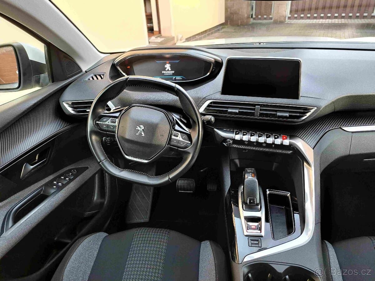 2020 Peugeot 5008 - 15