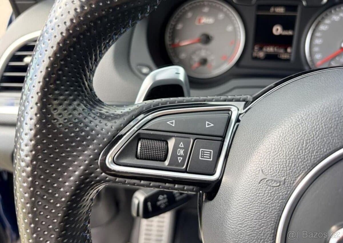 2016 Audi RS Q3 - 15