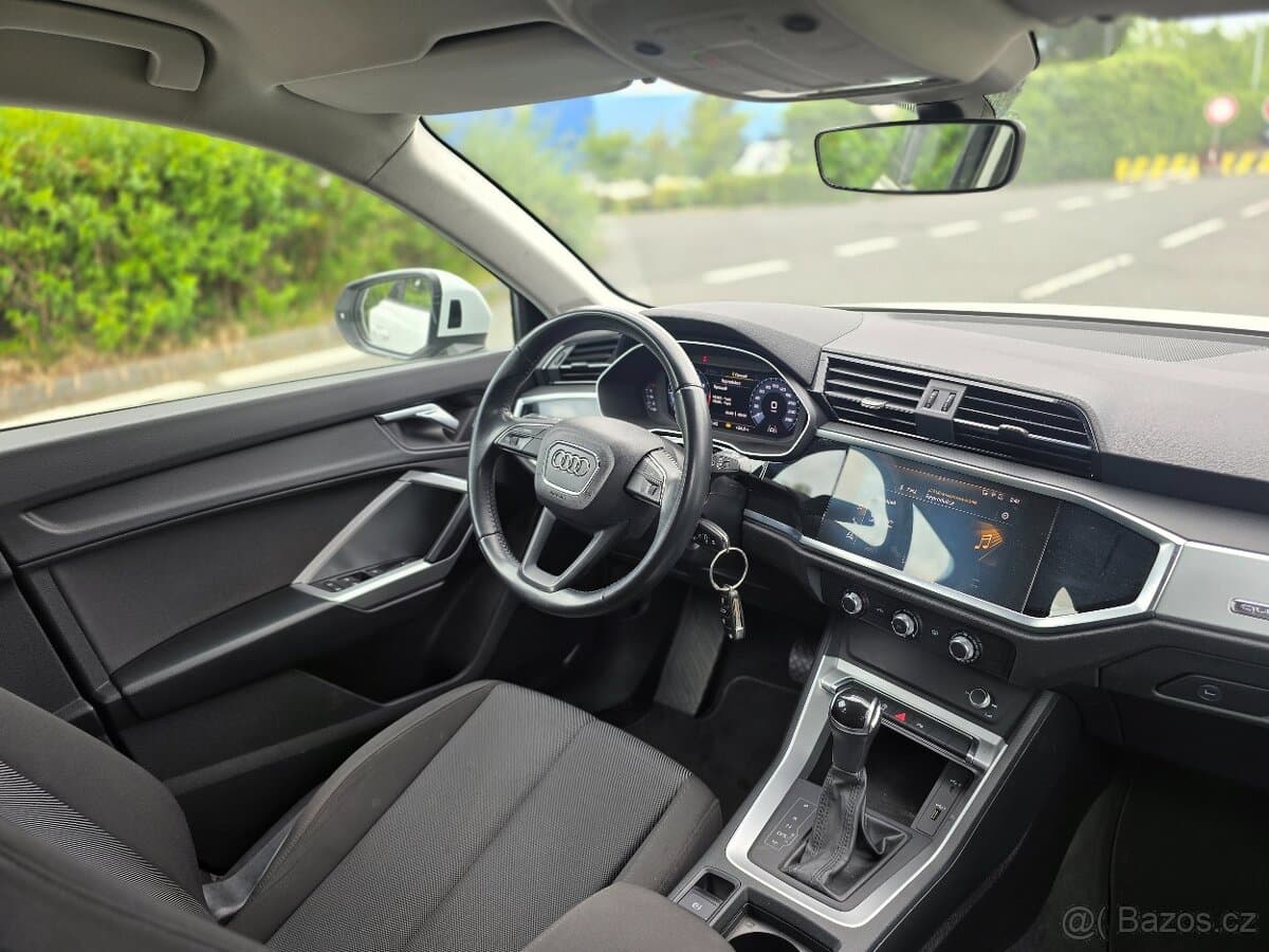 2019 Audi Q3 - 15