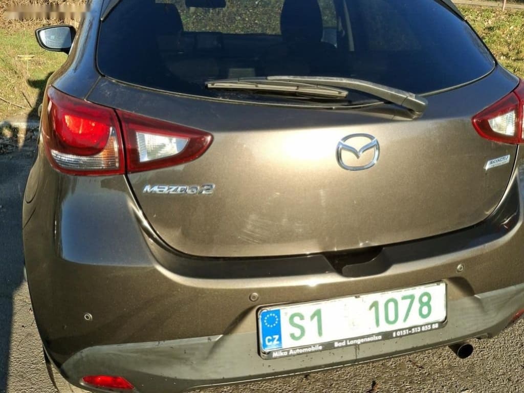 2016 Mazda 2 - 15