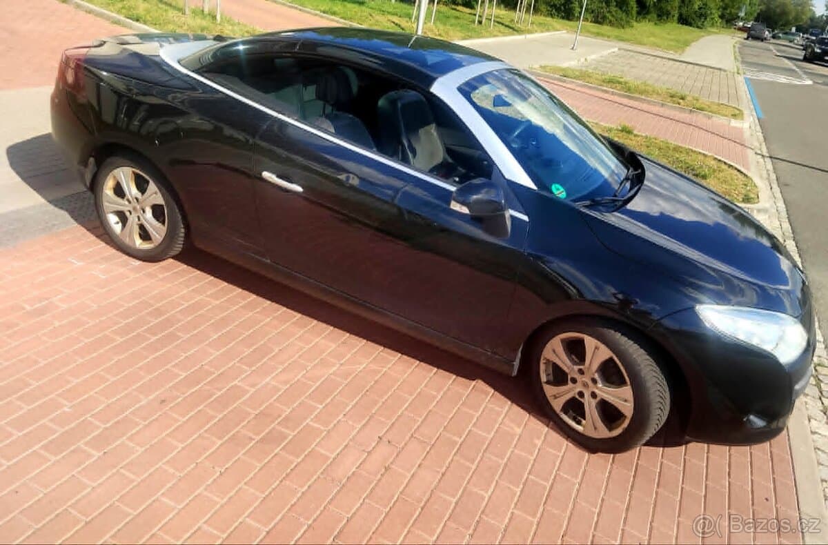 2011 Renault MEGANE - 15