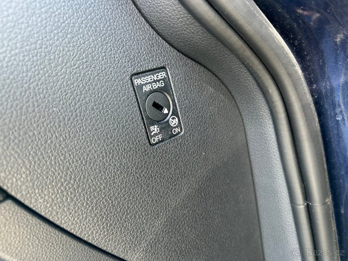 2013 Volkswagen GOLF - 15