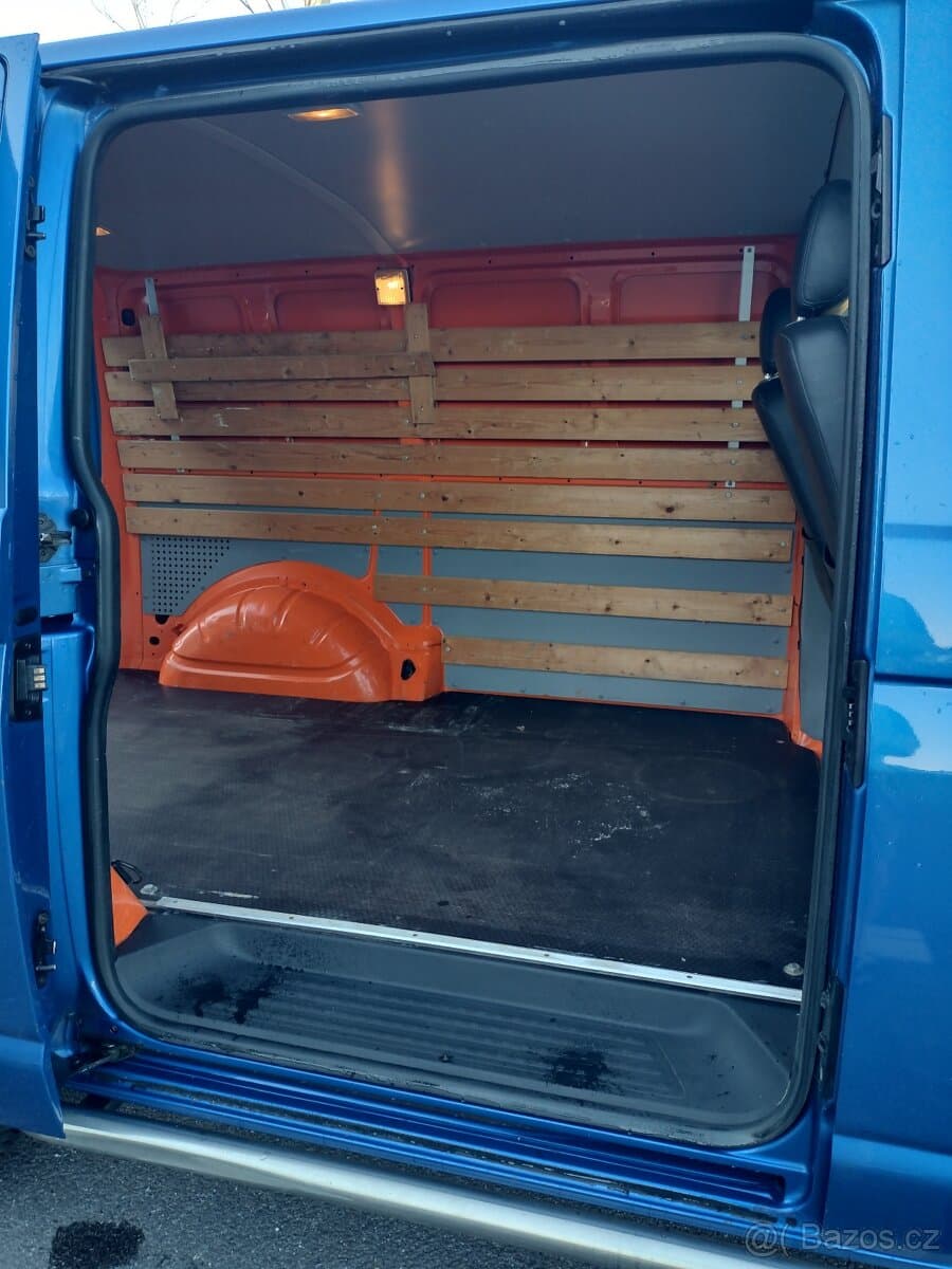 2010 Volkswagen TRANSPORTER - 15