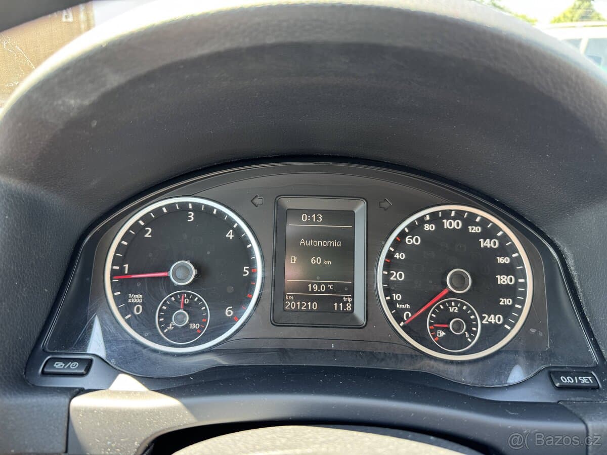 2013 Volkswagen TIGUAN - 15