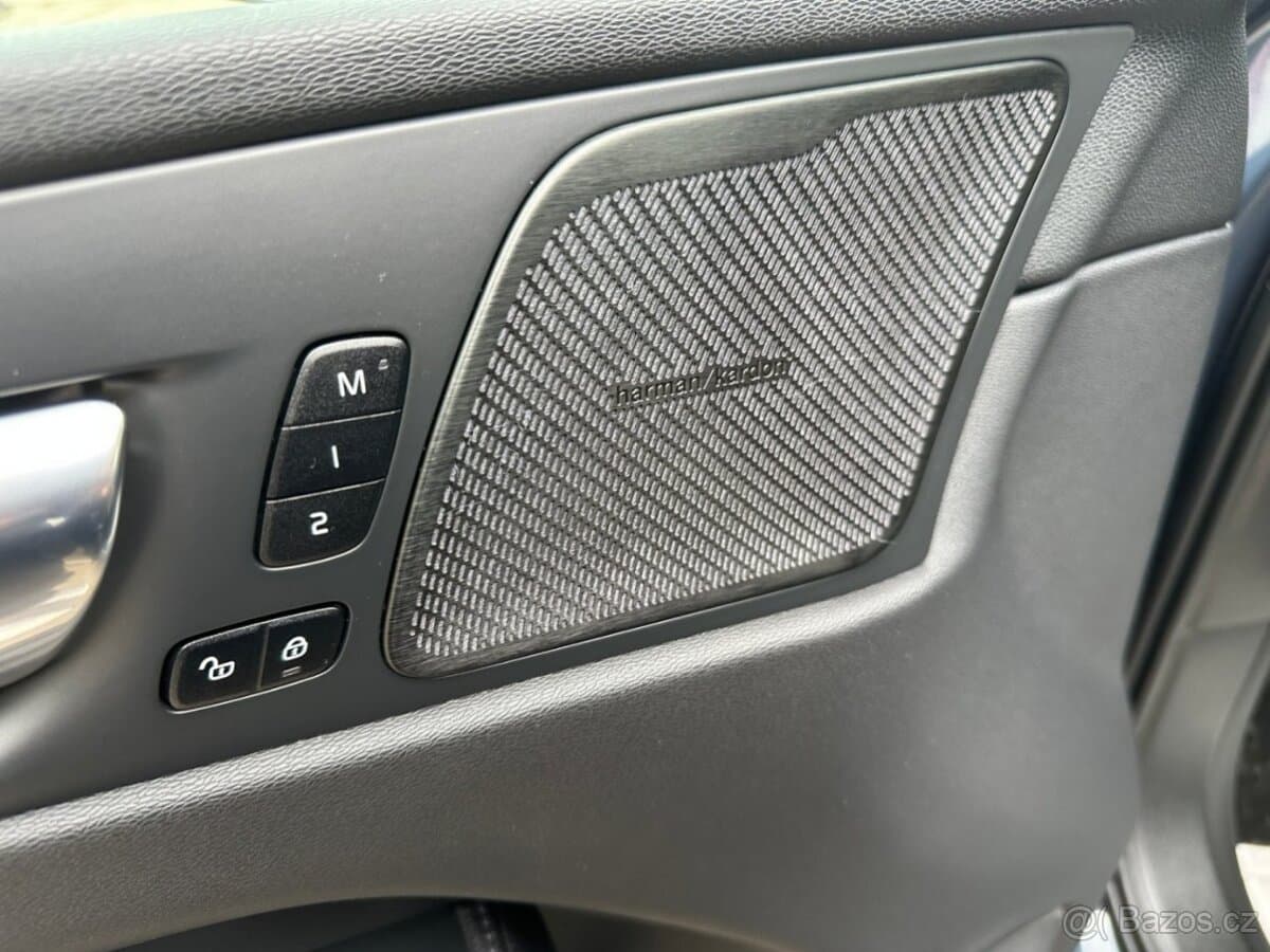Volvo XC60 - 15