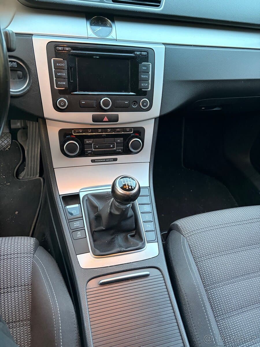 2011 Volkswagen PASSAT CC - 15