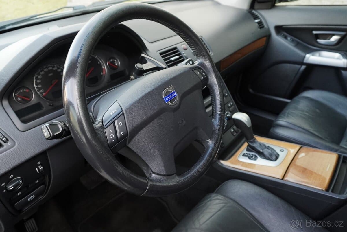 2003 Volvo XC90 - 15