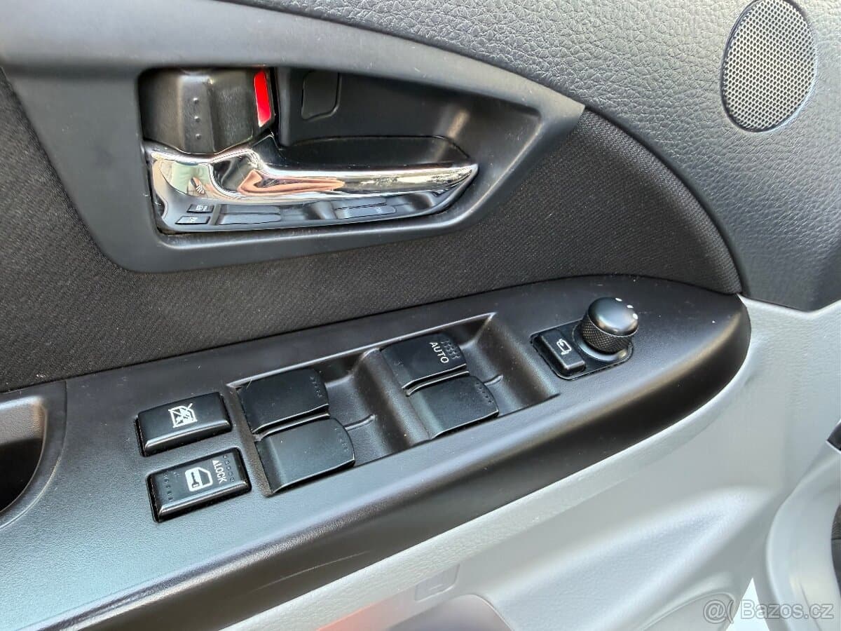 2012 Suzuki SX4 - 15