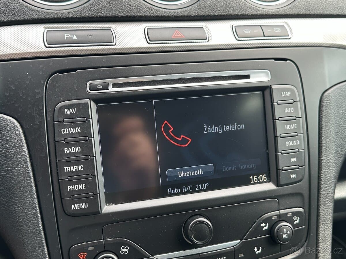 2014 Ford S-MAX - 15