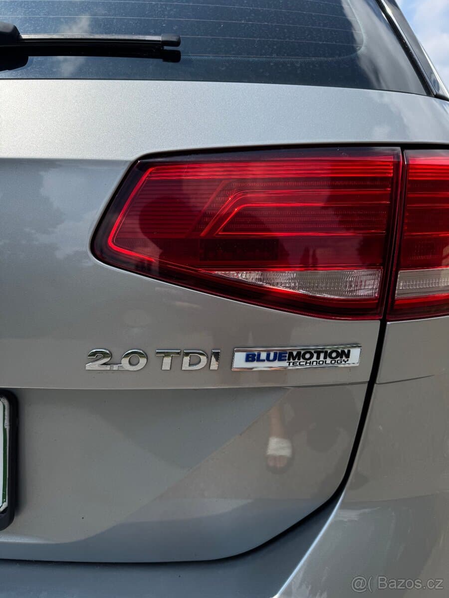 2015 Volkswagen PASSAT - 15