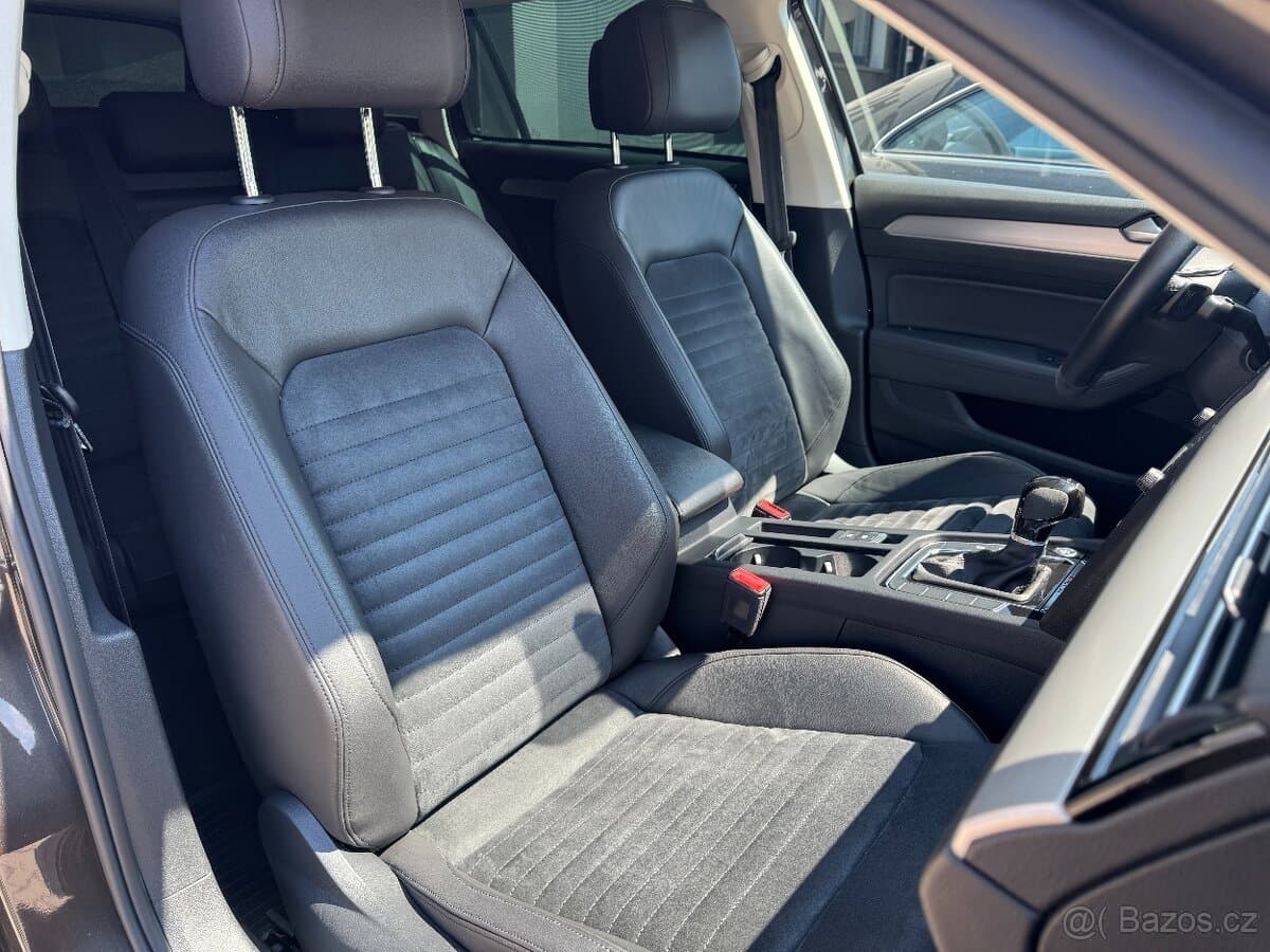 2015 Volkswagen PASSAT - 15