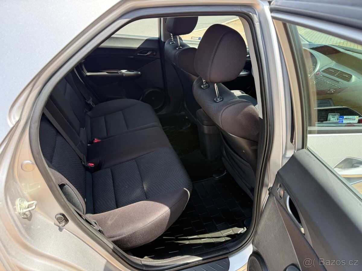 2011 Honda CIVIC - 15