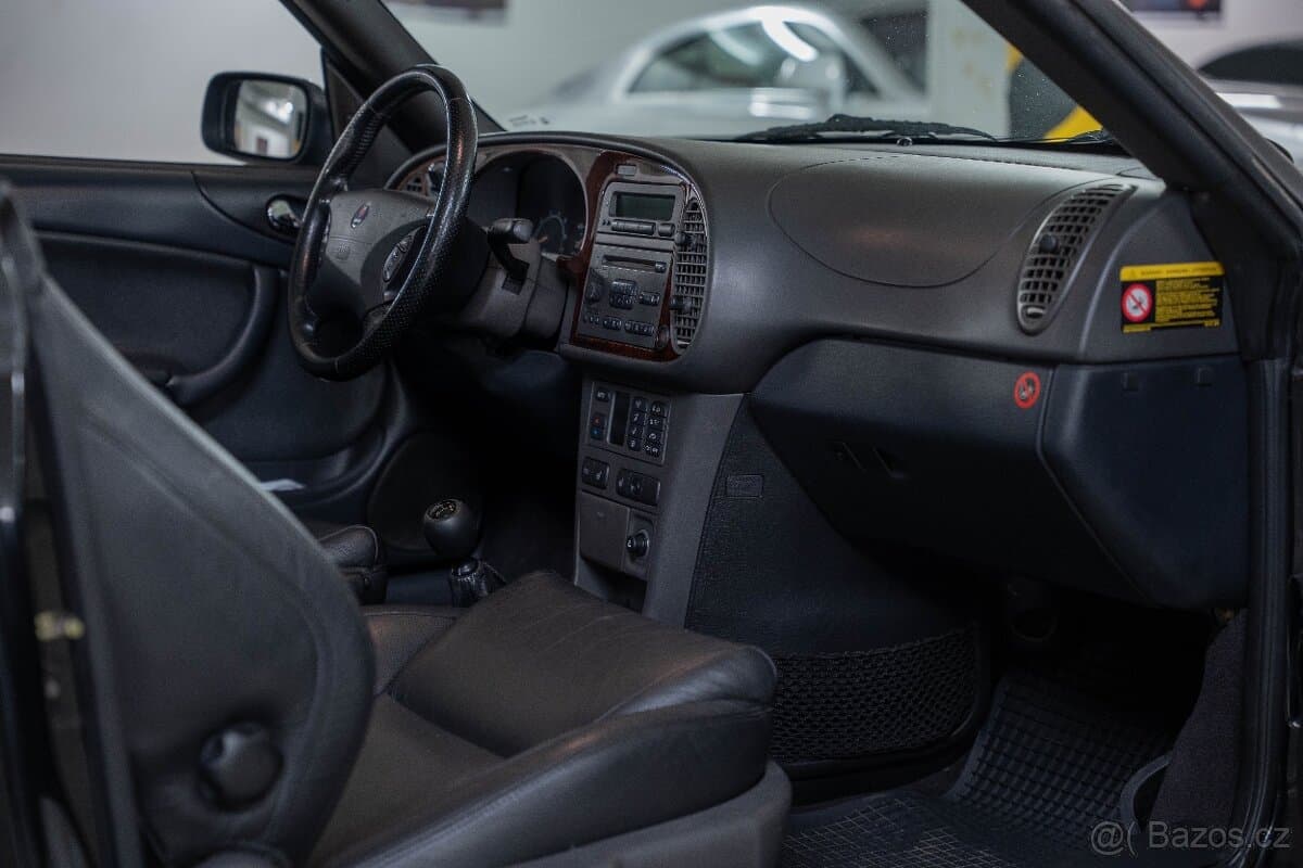2011 Saab 9-3 - 15