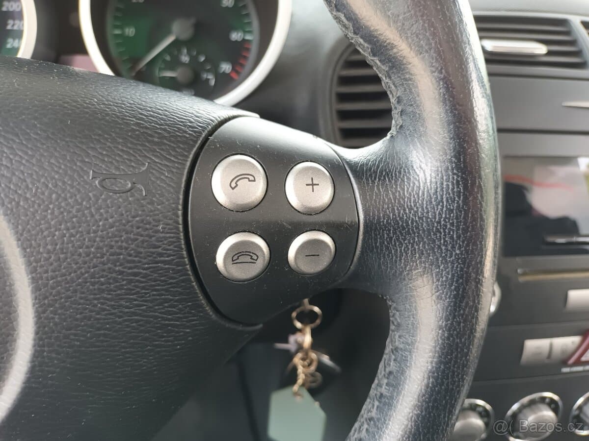 2004 Mercedes-Benz SLK - 15