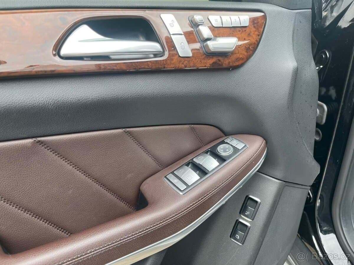 2015 Mercedes-Benz GL - 15