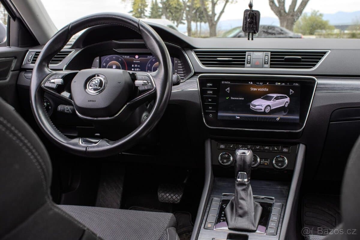 2021 Škoda SUPERB - 15