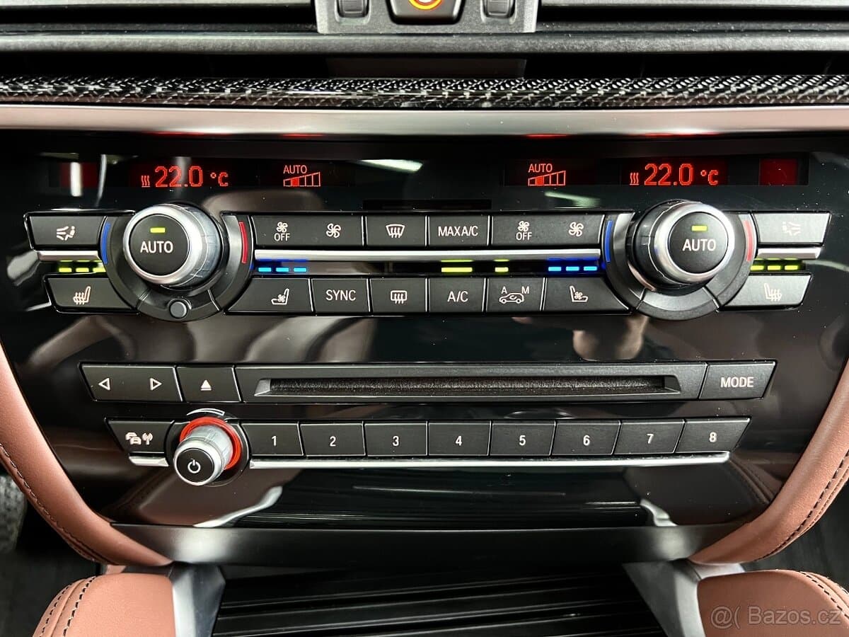 2017 BMW X5 - 15