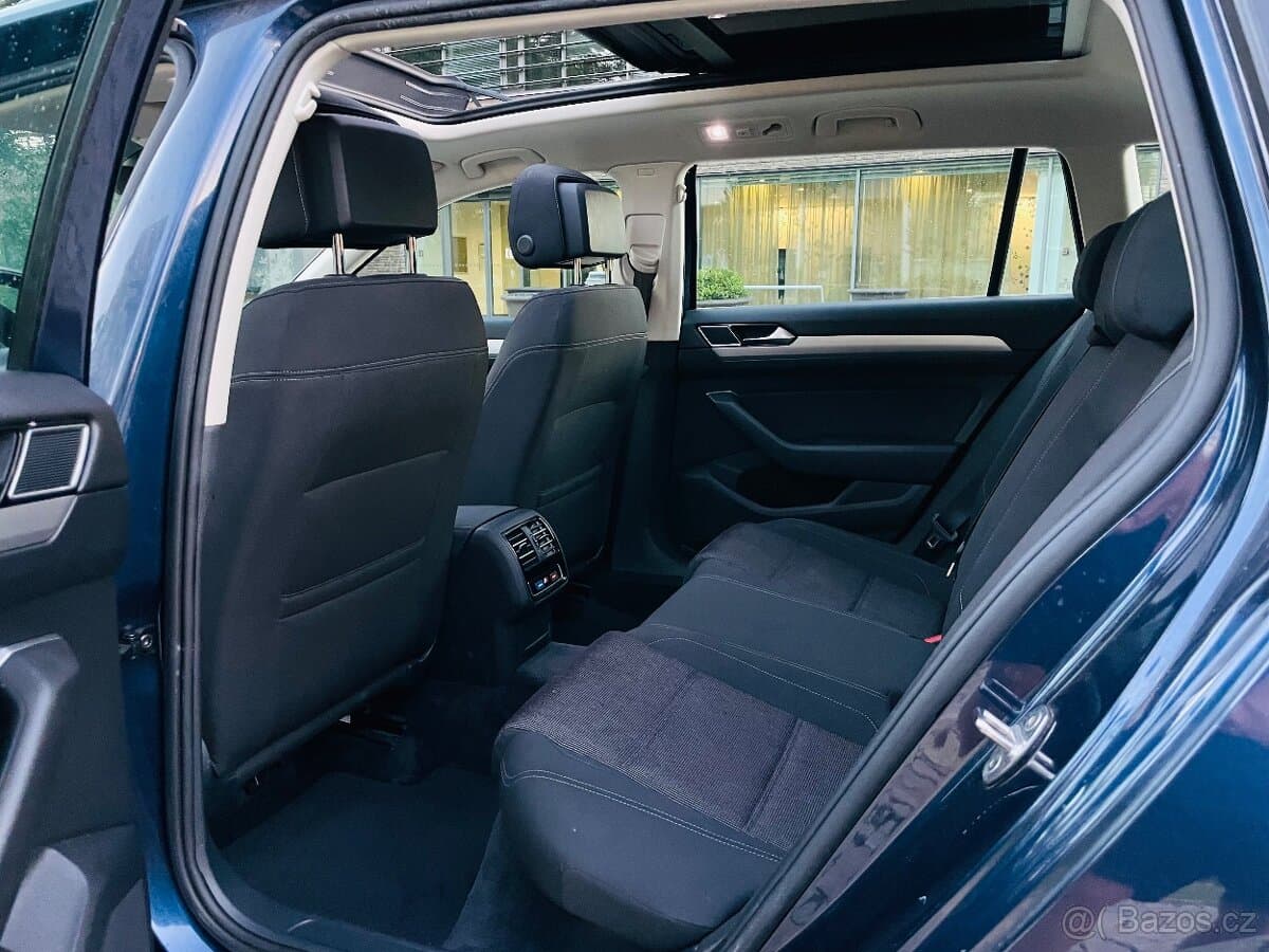 2016 Volkswagen PASSAT - 15