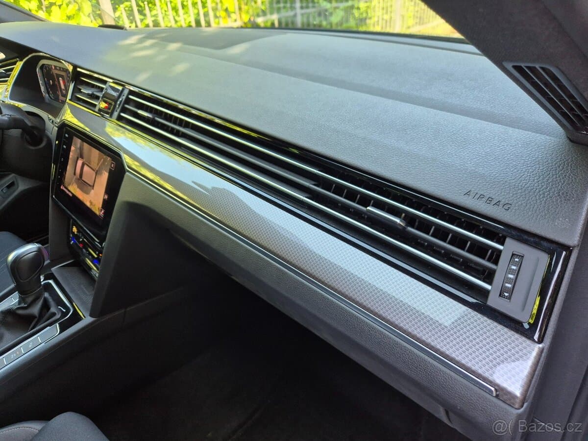 2022 Volkswagen PASSAT - 15