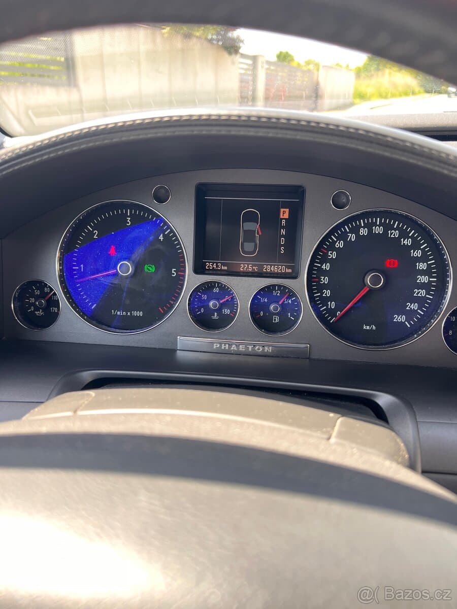 2008 Volkswagen PHAETON - 15
