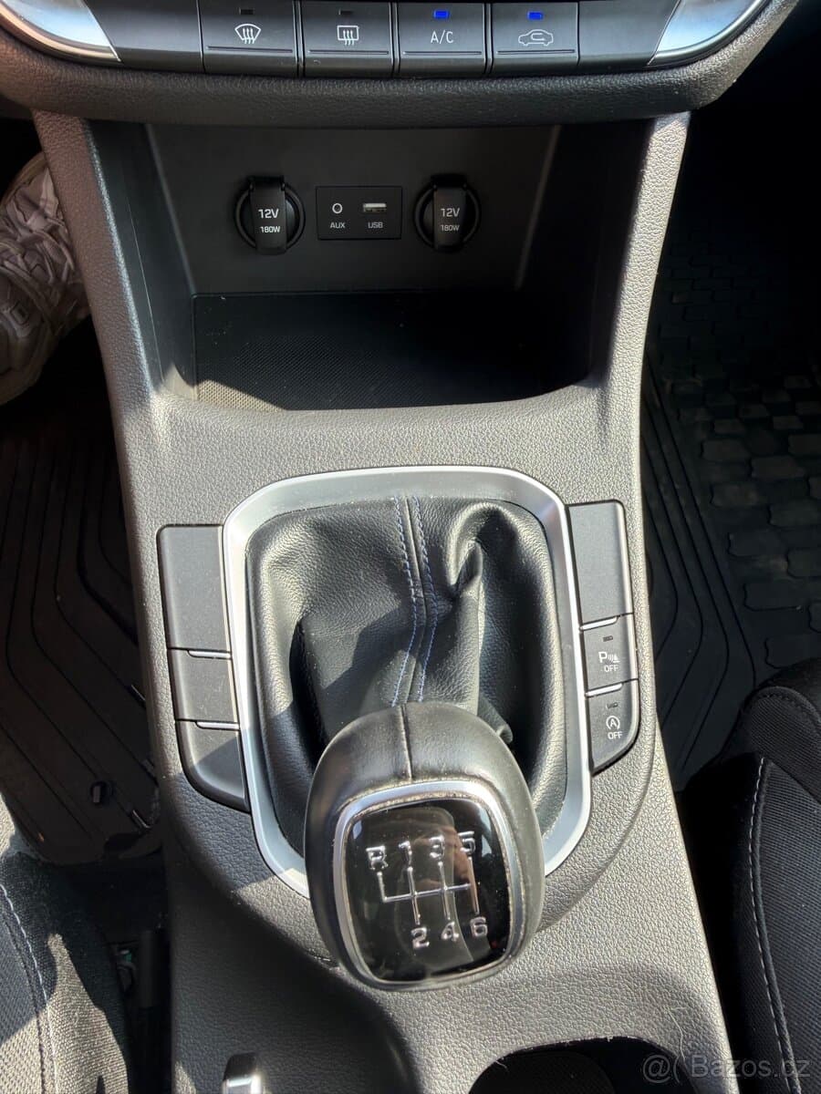 2020 Hyundai i30 - 15