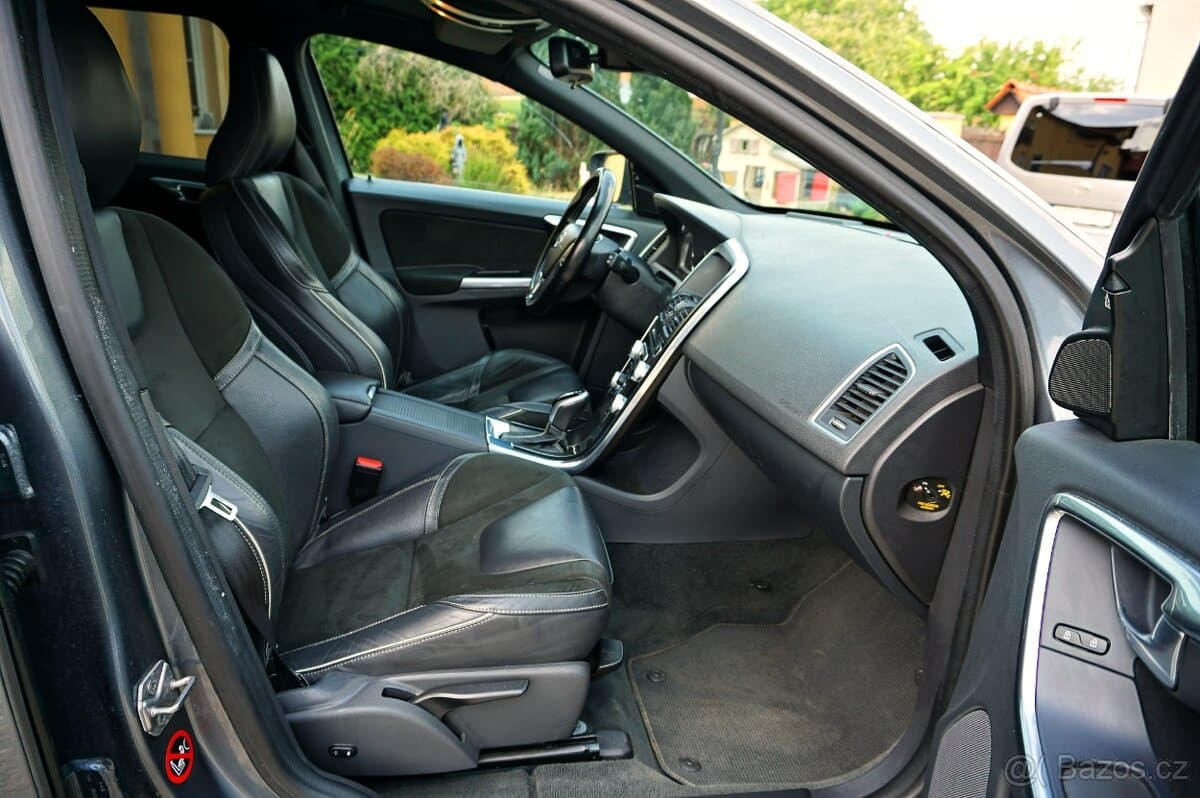 2017 Volvo XC60 - 15