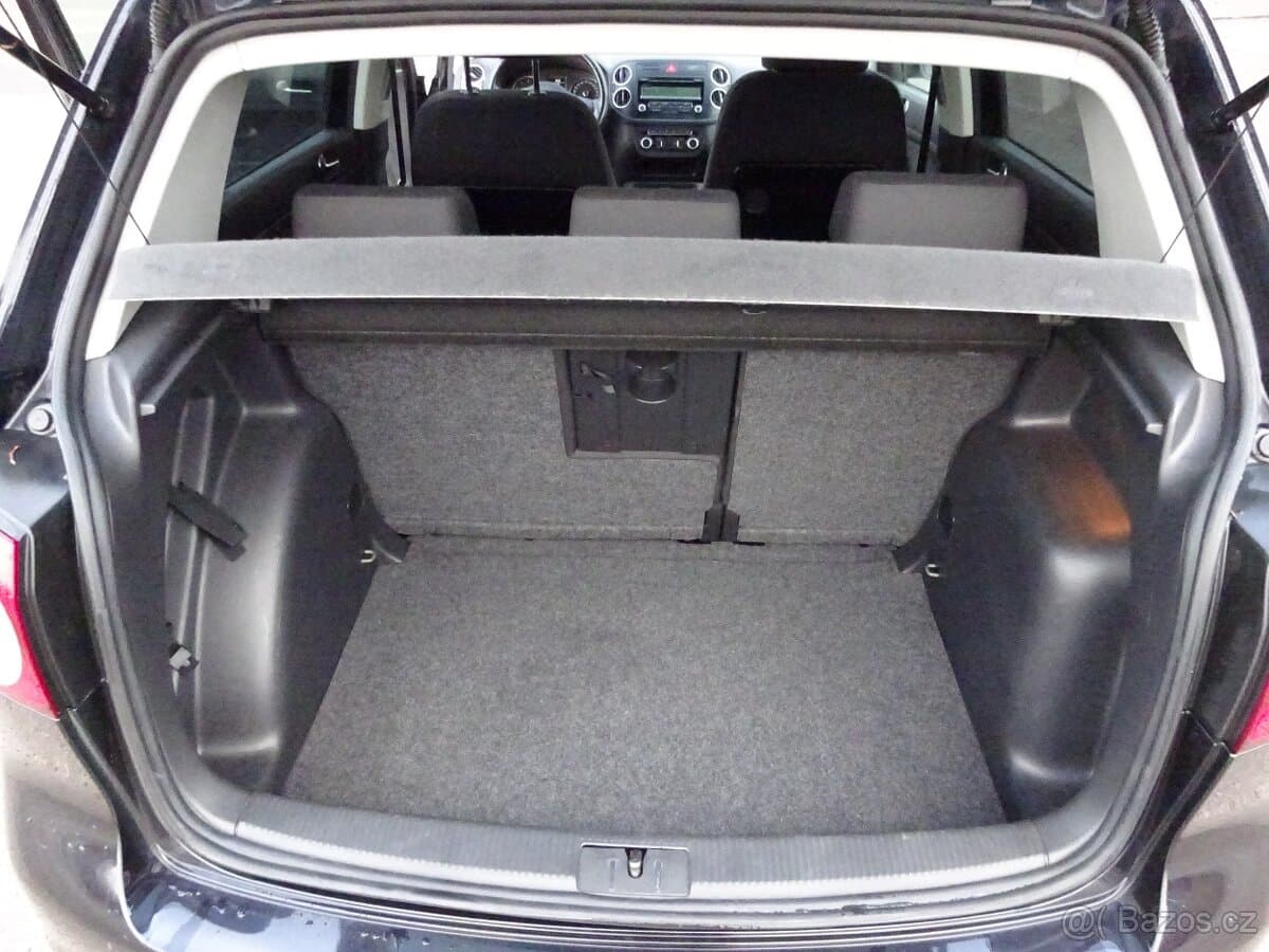 2011 Volkswagen GOLF - 15