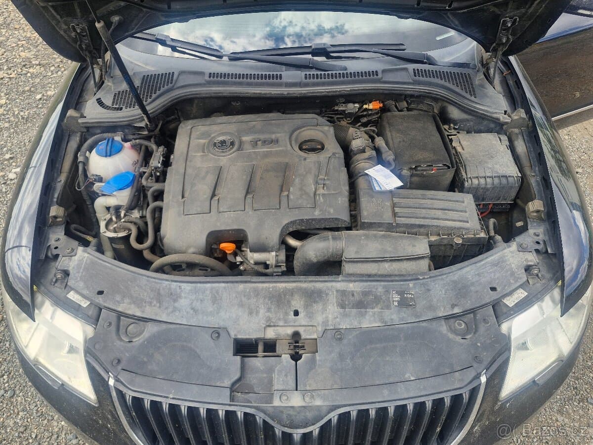 2011 Škoda SUPERB - 15